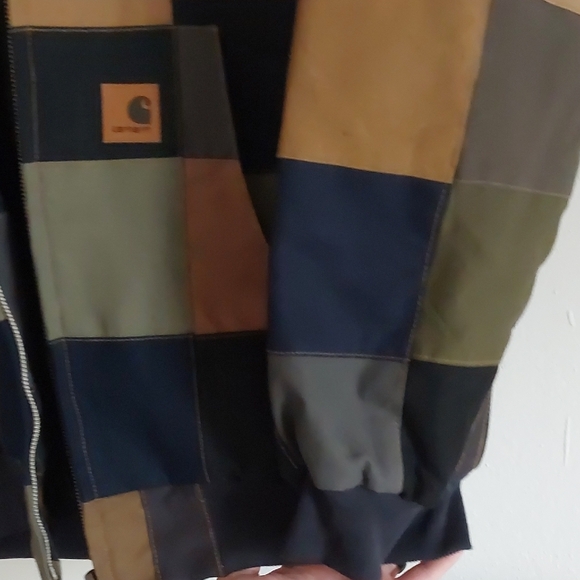 Checkered Jacket with Front Pocket - Picture 8 of 8